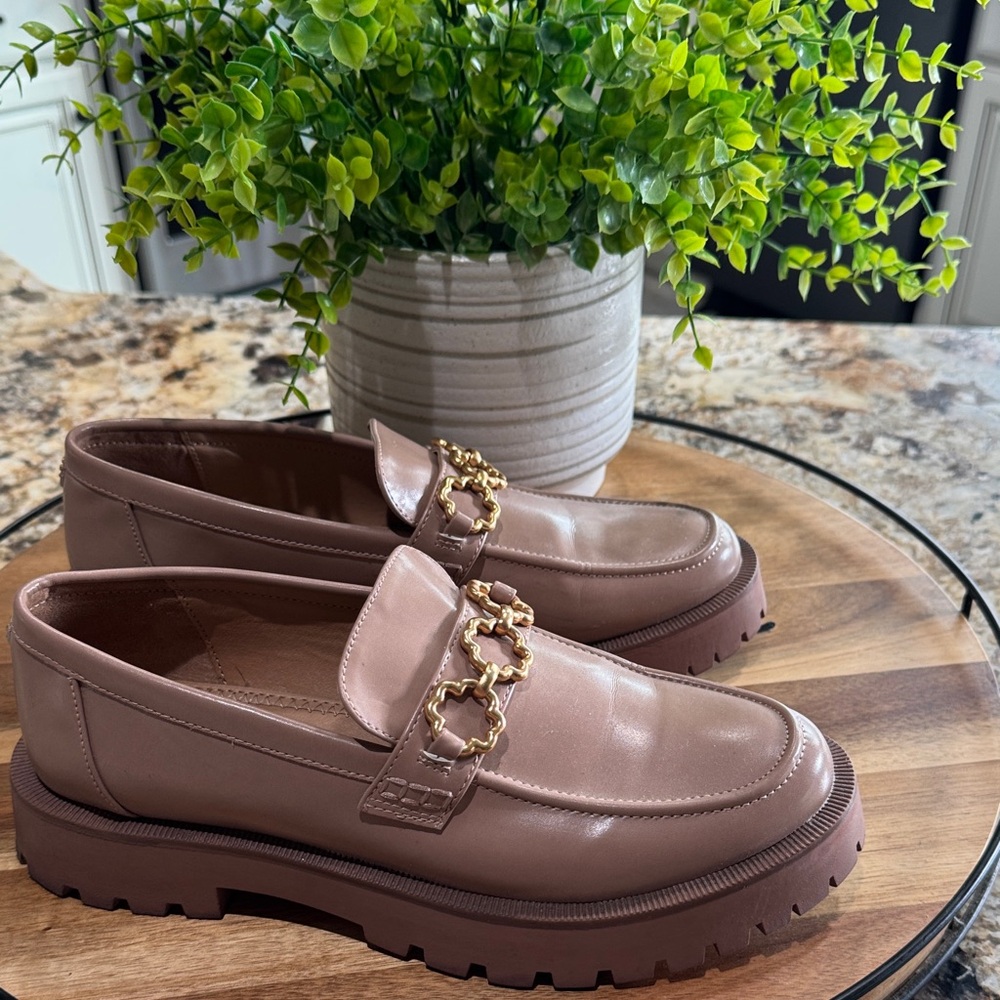 Sam & Libby Tan Loafers with Gold Chain Detail